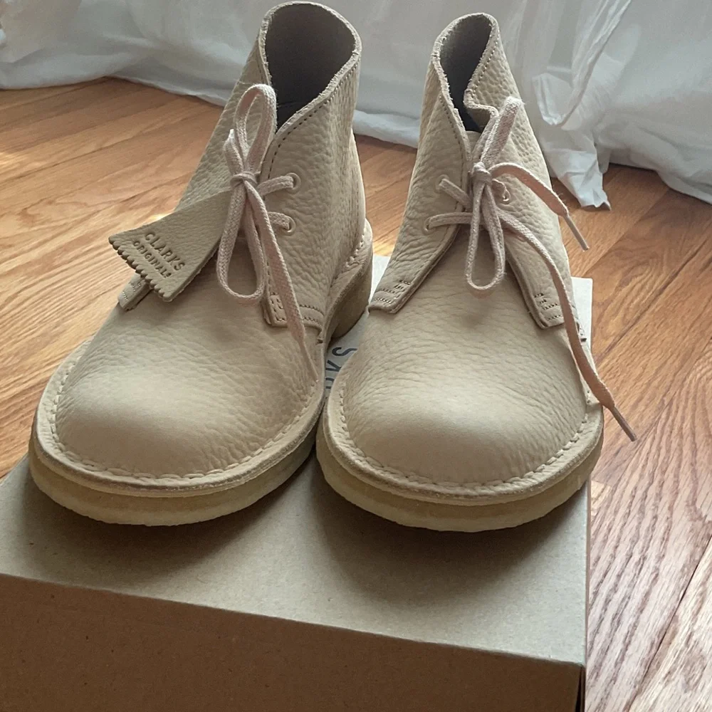 Clarks Originals Women’s Leather Chukka Desert Boots 8.5 - Picture 7 of 8